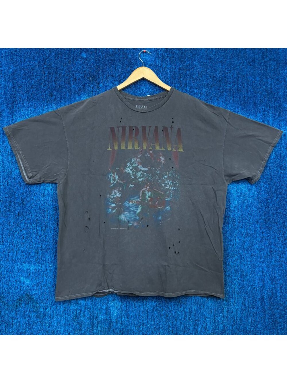 Nirvana MTV Unplugged Rock Distressed T-Shirt Size One Size